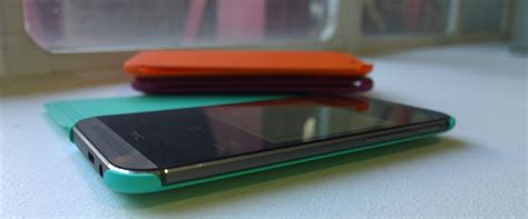 Htc One M8 Hands On Are Bumped Specs And Better Photos Enough