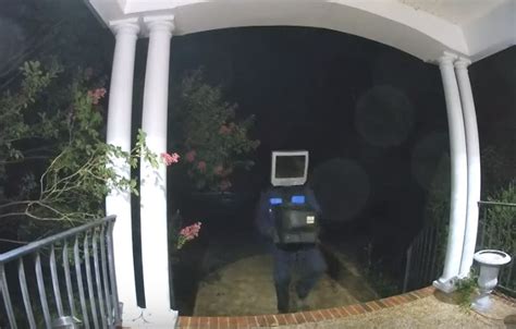 Dude Wearing Tv On Head Keeps Leaving Old Tvs On People’s Front Porches Laptrinhx News