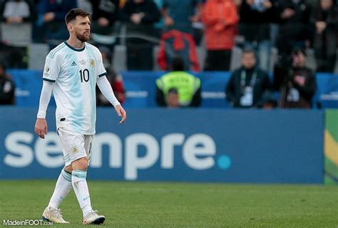 Leaving everything behind, america escapes to new york city hoping for a new life. Copa América : L'Argentine vient à bout de l'Uruguay