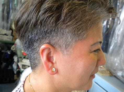 Mens Hairstyles Spiked On Top Short Sides And Back Short