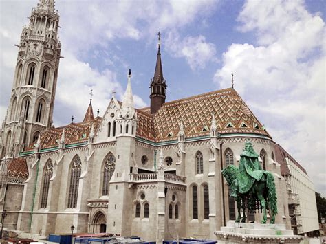 The budapest castle district is my favorite place in budapest. Budapest Castle District Tour - Context Travel - Context ...