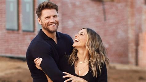 Jana Kramer And Allan Russell Engaged After Six Months Of Dating Singer Says We Just Both