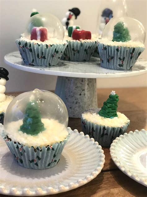 Snowglobe Cupcakes Christmas Cupcakes Decoration Fondant Decorations
