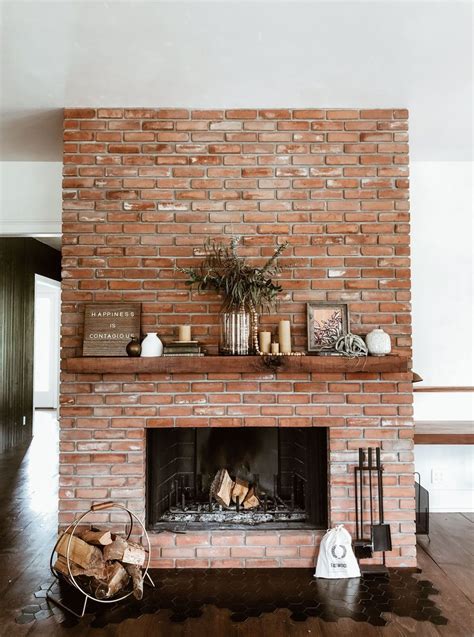 20 Brick Fireplaces With Mantels