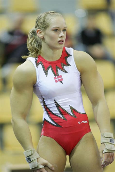Pin On Sexy Female Muscle