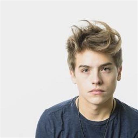 Dylan Sprouse Nude Photos Actor Owns Up To Leaked Images I M Not