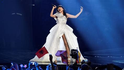 Eurovision Australias Dami Im Sings Her Way In To Final