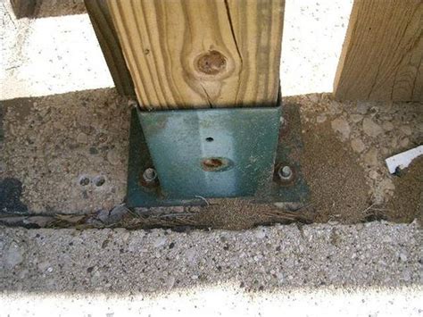 How to remove spindal railing from.floor. How to Attach a Wooden Railing to a Concrete Porch ...