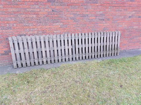 Free To Collector 3ft Open Pale Fencing Sandwell Sandwell