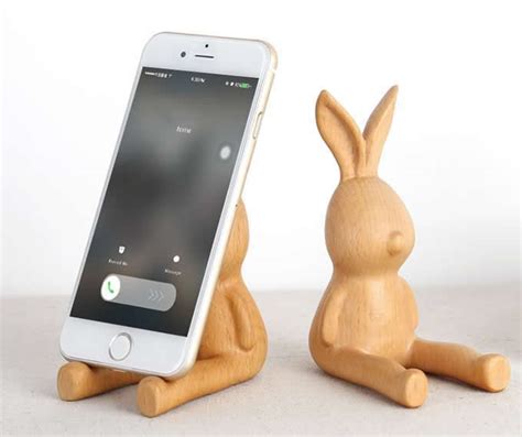 Wooden Cute Rabbit Cell Phone Stand Holder Feelt