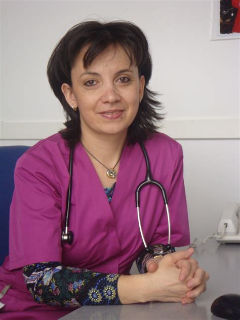 Dr Mihaela Oros Medic Pediatru Medicover Paptotro Sarcină