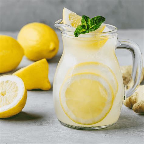 Reasons You Should Drink Lemon Water Every Day