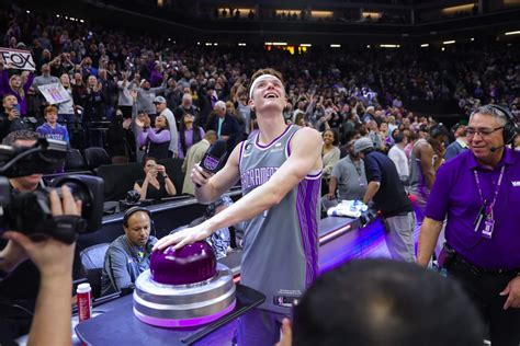 Sacramento Kings Victory Beam More Than A Feel Good Story Or A Rally
