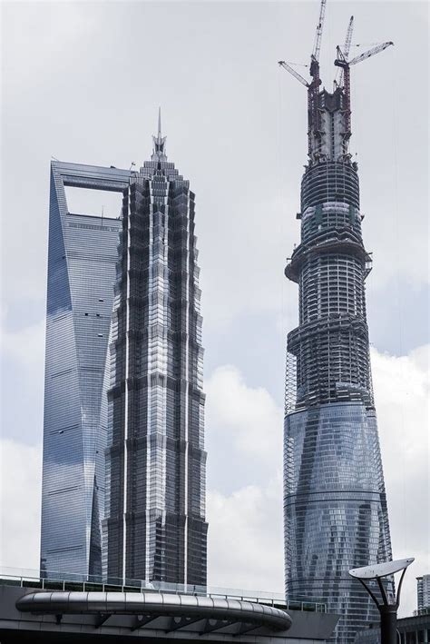 3 Of The Worlds Top 10 Tallest Buildings Shanghai 684 × 1024 R