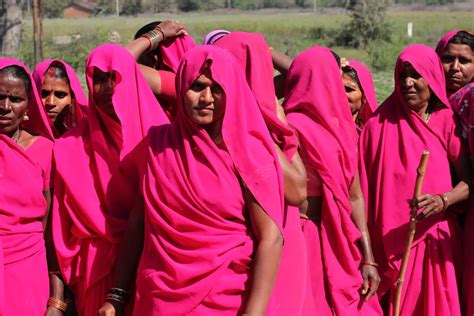 London Museum Set To Exhibit Pink Sari As A Symbol Of Sisterhood Of