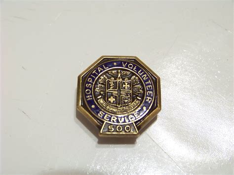Vintage Hospital Volunteer Service Pin 500 Hours Pinback Button