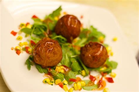 Get one of our sweet potato and bacon hush puppies recipe and prepare delicious and healthy treat for. Capital Dime: Sweet Potato Hush Puppies w/Sweet Chili Sauce-Capital Dime | Sweet chili sauce ...