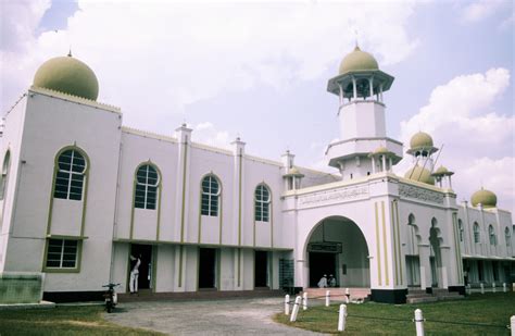 Share your visit experience about masjid jamek kampung baru, malaysia and rate it Masjid Jamek Kampung Baru : MIT Libraries