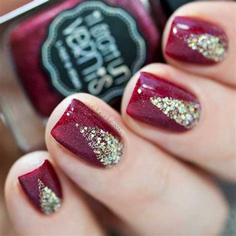 69 Easy Winter And Christmas Nail Ideas Stayglam