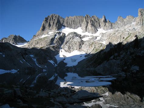 Img0682 The Minarets Reflecting Off Of Iceberg Lake Franky Flickr