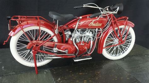 Rare 1920 Indian Scout 16 Scale Diecast Classic Motorcycle By Guiloy