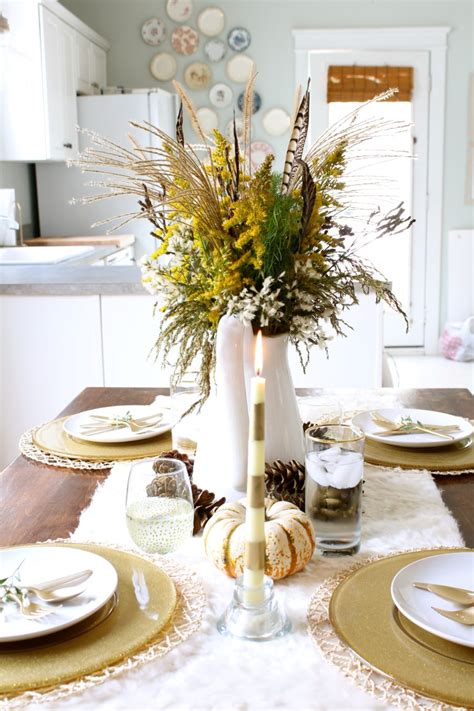 However, it would be better if you could arrange candles as centerpiece accents. Gorgeous Dining Table Fall Decor Ideas for Every Special ...