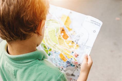 Bagi anda yang seorang perokok, merokok sudah menjadi kebiasaan yang lazim dilakukan. 5 Tips Cara Mengatasi Anak Yang Stress Belajar di Rumah ...