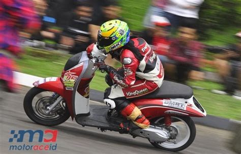 Pembayaran mudah, pengiriman cepat & bisa cicil 0%. Ban Roadrace Scoopy : Ban Motor Matic Ukuran 90 80 14 Road Race Merk Zeneos Lazada Indonesia ...