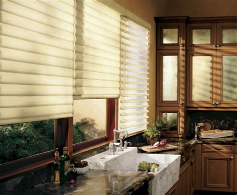 Let's take a look at what's in store for windows and home decor this year! Kitchen Window Treatment Ideas | hac0.com