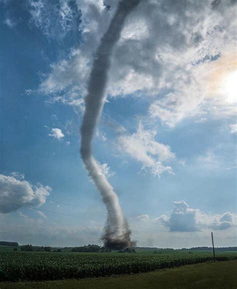 Final Moments Of An Ef4 Tornado On A Seemingly Beautiful Day R