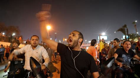 Protests In Cairo Denounce Egypts President The New York Times