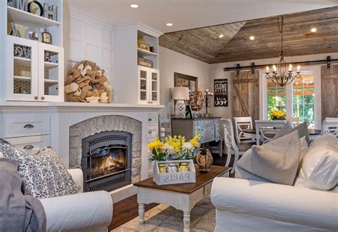 Cozy Living Room Farmhouse Style Idea Frenchcountrylivingroom French