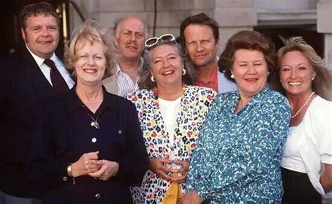 Cast Of Keeping Up Appearances Loved That Show Still Watch The Re