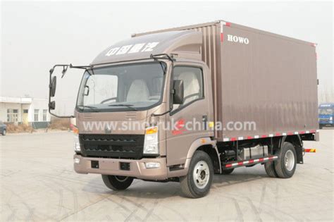 4x2 Euroii Howo 7000kg Refrigerated Box Truck With Yunnei Engine And 6