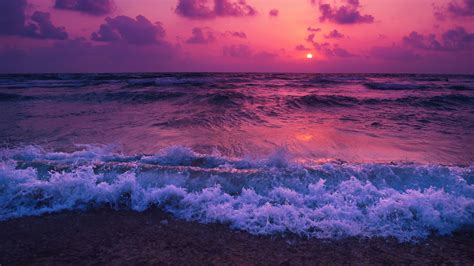 Purple Cloudy Sky Above Ocean Waves During Sunset Hd