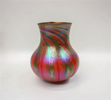 Lot Charles Lotton Iridescent Art Glass Vase