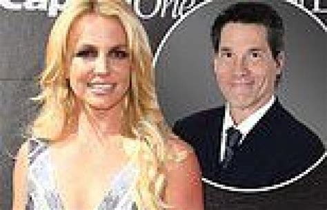 Britney Spears Wants To Hire Lawyer Mathew Rosengart To Represent Her In Ending