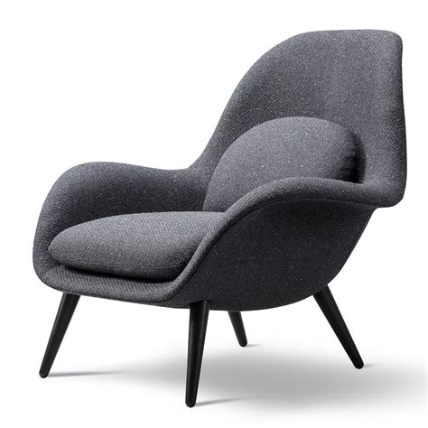 Latest pool lounge chairs on the market: Swoon Lounge Chair by Fredericia | Lekker Home