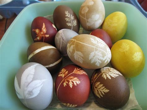 The Hazelbakery Naturally Dyed Easter Eggs 2012