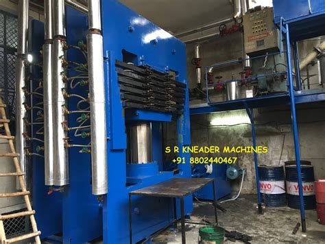 Mild Steel Hydraulic Press Machine For Industrial Capacity 1 5 Ton