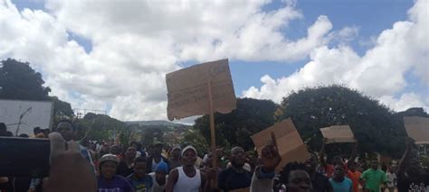Malawians Protest Mutharikas 21 Days Lockdown In Mzuzu See Photos