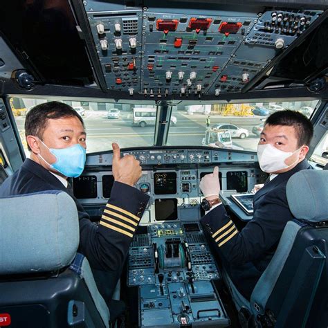 China Pilot Numbers Up On 2019, Flying Hours Down | Aviation Week Network
