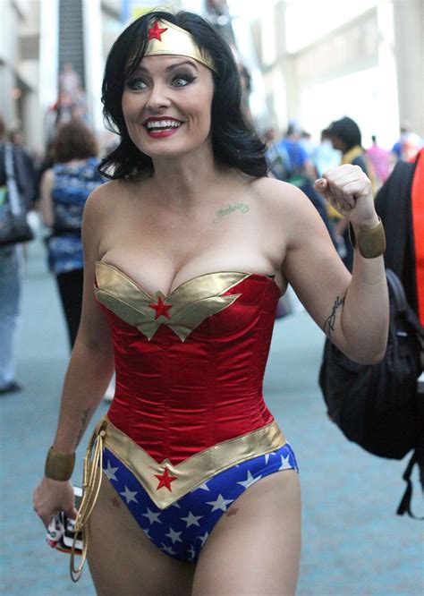 Wonder Woman The Most Incredible Cosplay Costumes To Copy For