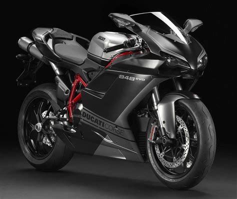 'the last panigale' italian manufacturer ducati has teased our senses yet again with a teaser titled 'when the end tells the whole story' this definitely means the ducati panigale series is at the the end of its production life cycle. DUCATI 848 EVO Corse SE specs - 2013, 2014 - autoevolution