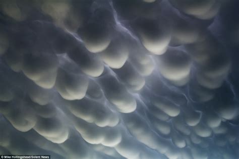 Mike Hollingshead Photos Show Mammatus Clouds Only Seen During A Storm