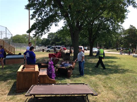 Manhattan’s Furniture Amnesty Day – News Radio KMAN