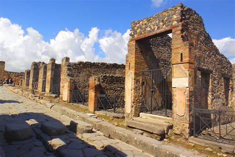 Pompeia Cidade Soterrada Pelo Vesúvio E Redescoberta Pelo Turismo