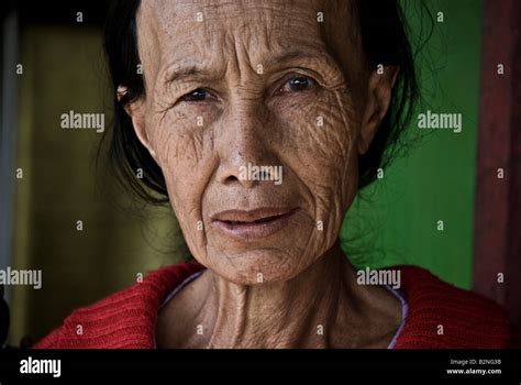 Very Thin Old Lady Hi Res Stock Photography And Images Alamy