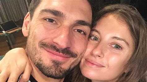 Mats hummels und cathy hummels trennen sich: Cathy Hummels hält Ehe zu ihrem Mats mit Date-Nights ...
