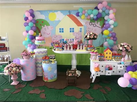 Comenzamos con algo que no debe faltar en ninguna fiesta, los globos! Fiesta infantil de peppa pig in 2020 | Peppa pig party ...